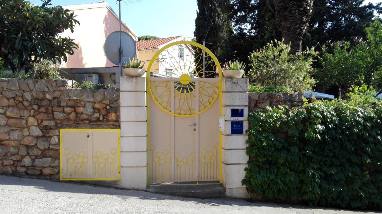 Apartments Veli Lošinj Extérieur photo