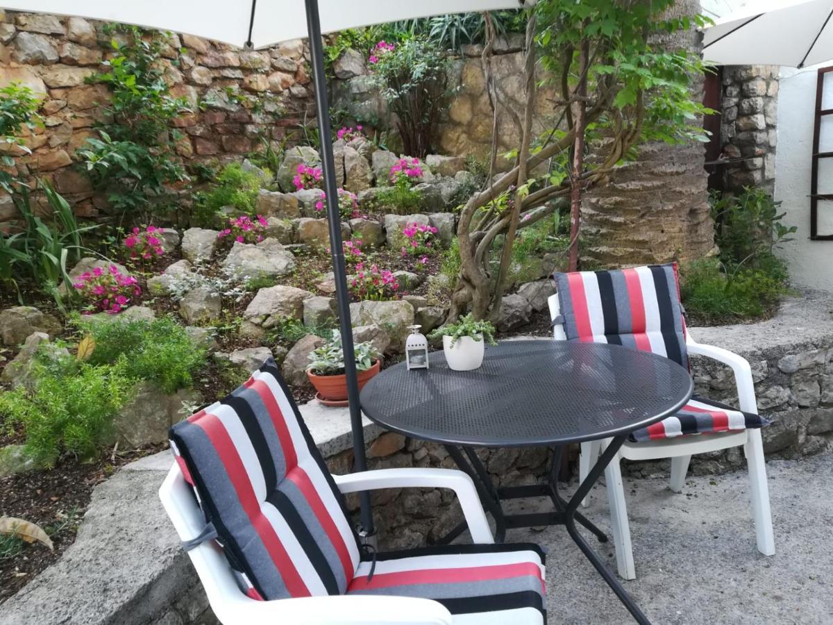 Apartments Veli Lošinj Extérieur photo
