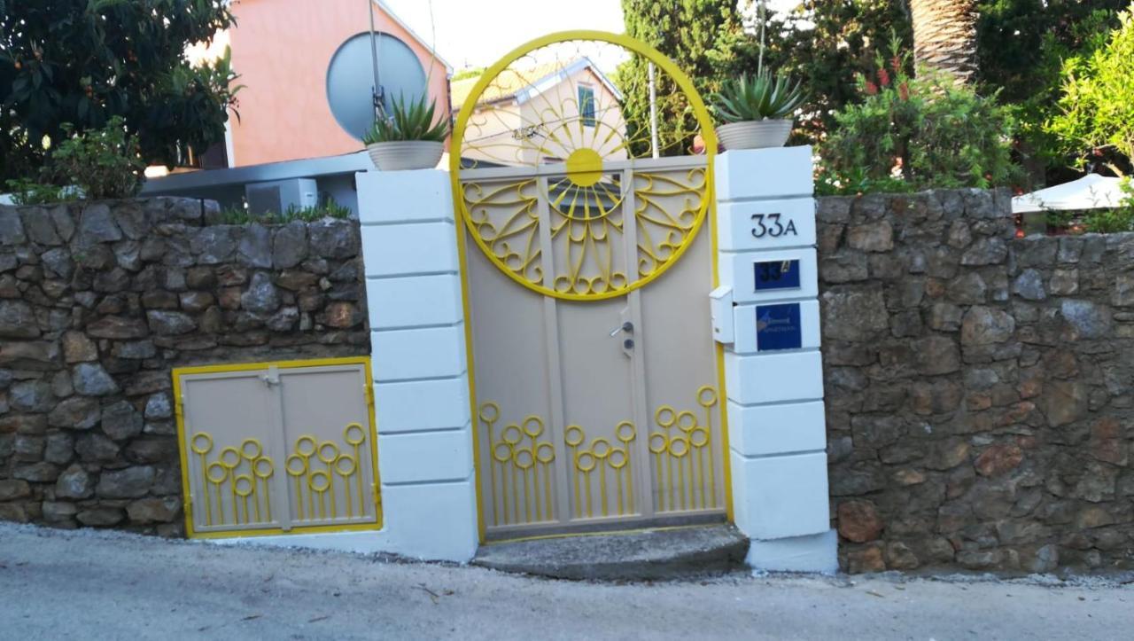 Apartments Veli Lošinj Extérieur photo